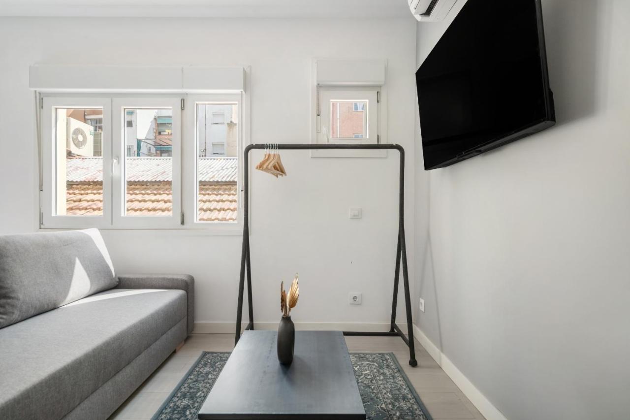 Apartamentos Reformados En Madrid Rio Екстер'єр фото