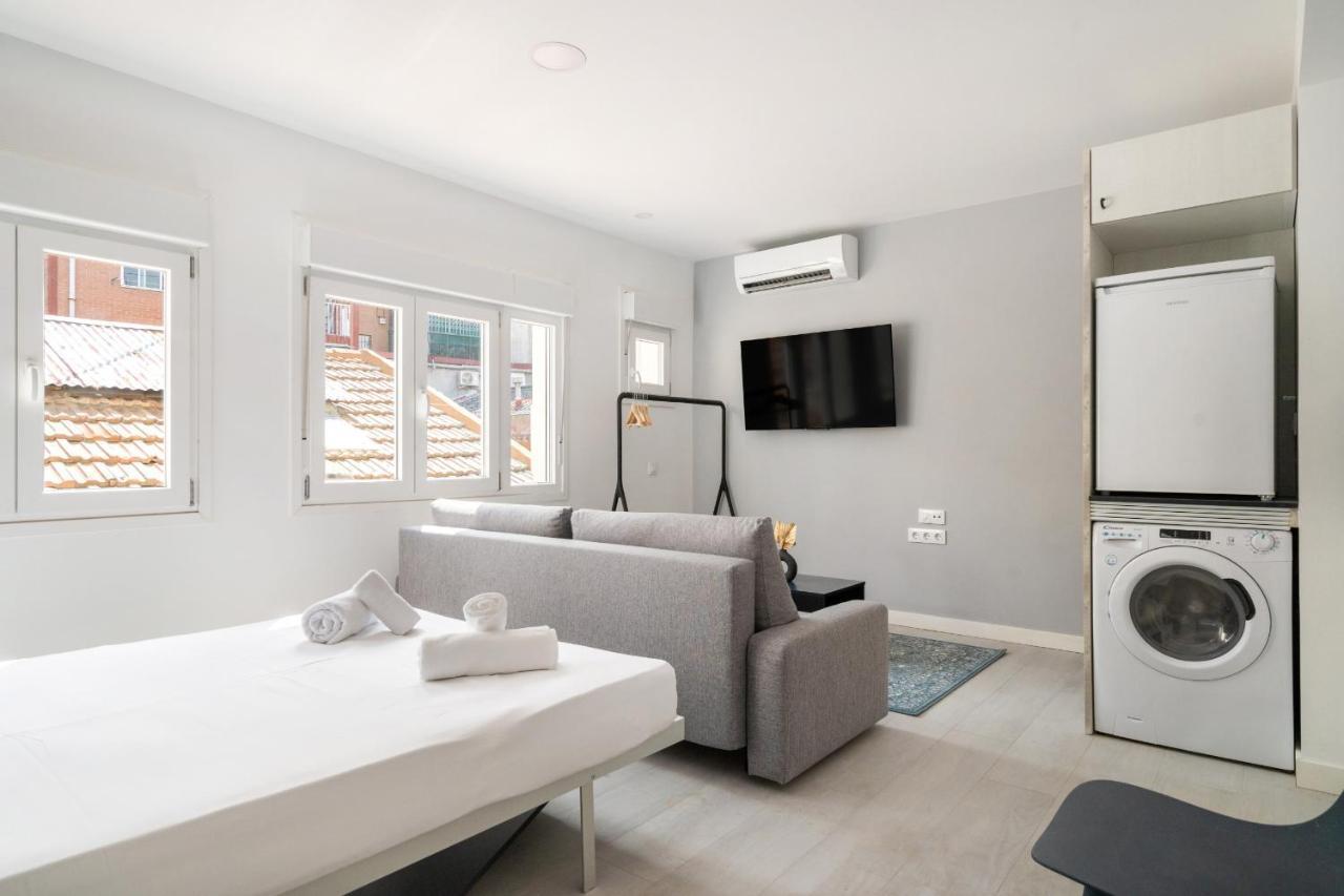 Apartamentos Reformados En Madrid Rio Екстер'єр фото