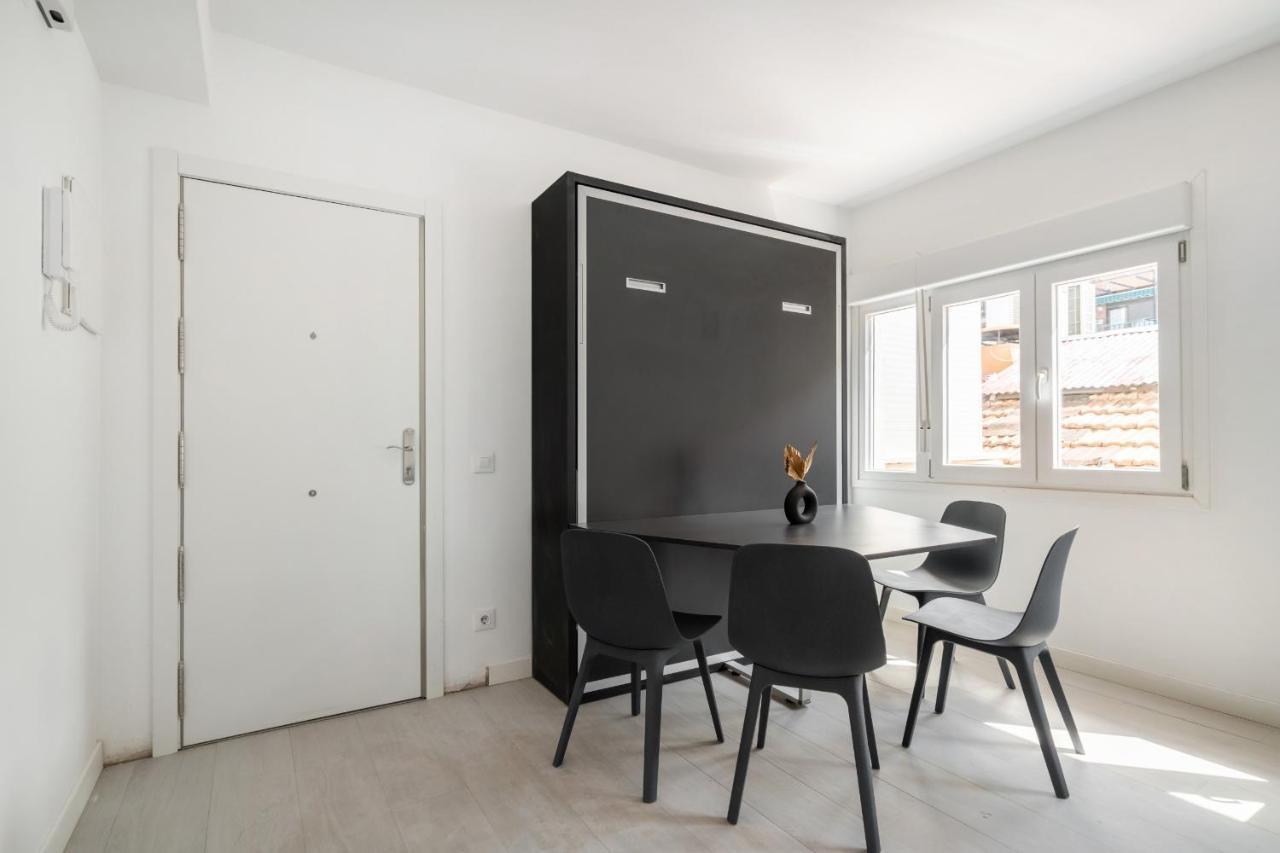 Apartamentos Reformados En Madrid Rio Екстер'єр фото