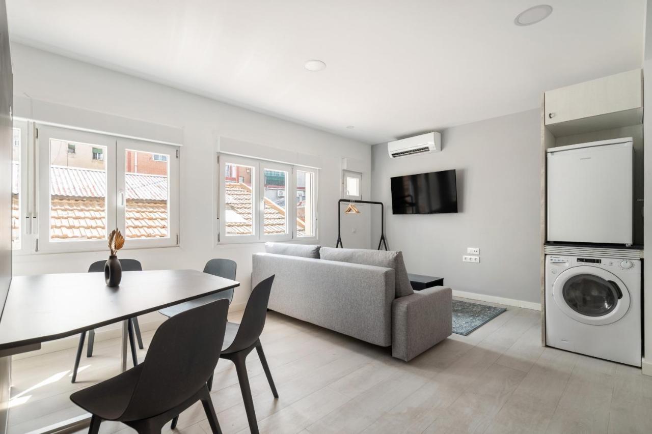 Apartamentos Reformados En Madrid Rio Екстер'єр фото