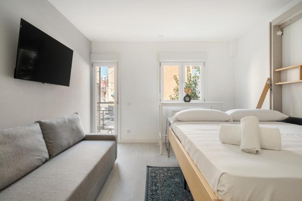 Apartamentos Reformados En Madrid Rio Екстер'єр фото