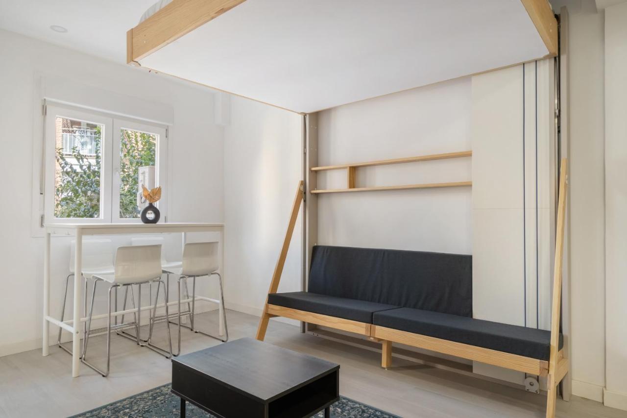 Apartamentos Reformados En Madrid Rio Екстер'єр фото