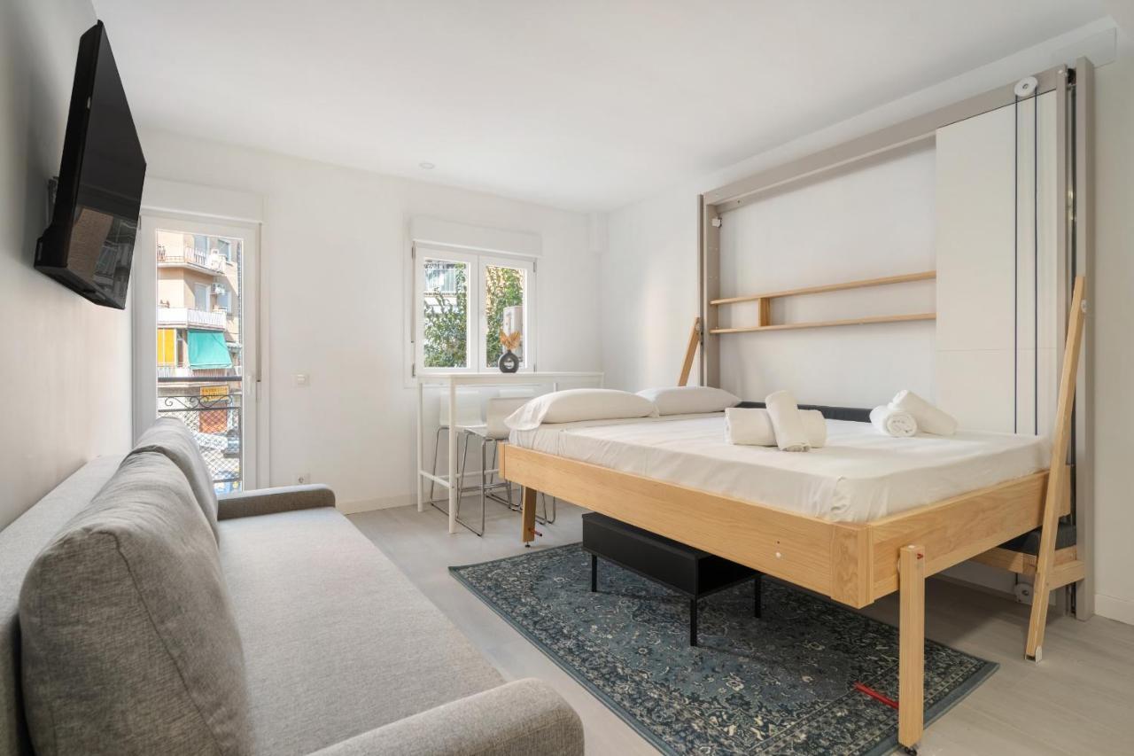 Apartamentos Reformados En Madrid Rio Екстер'єр фото